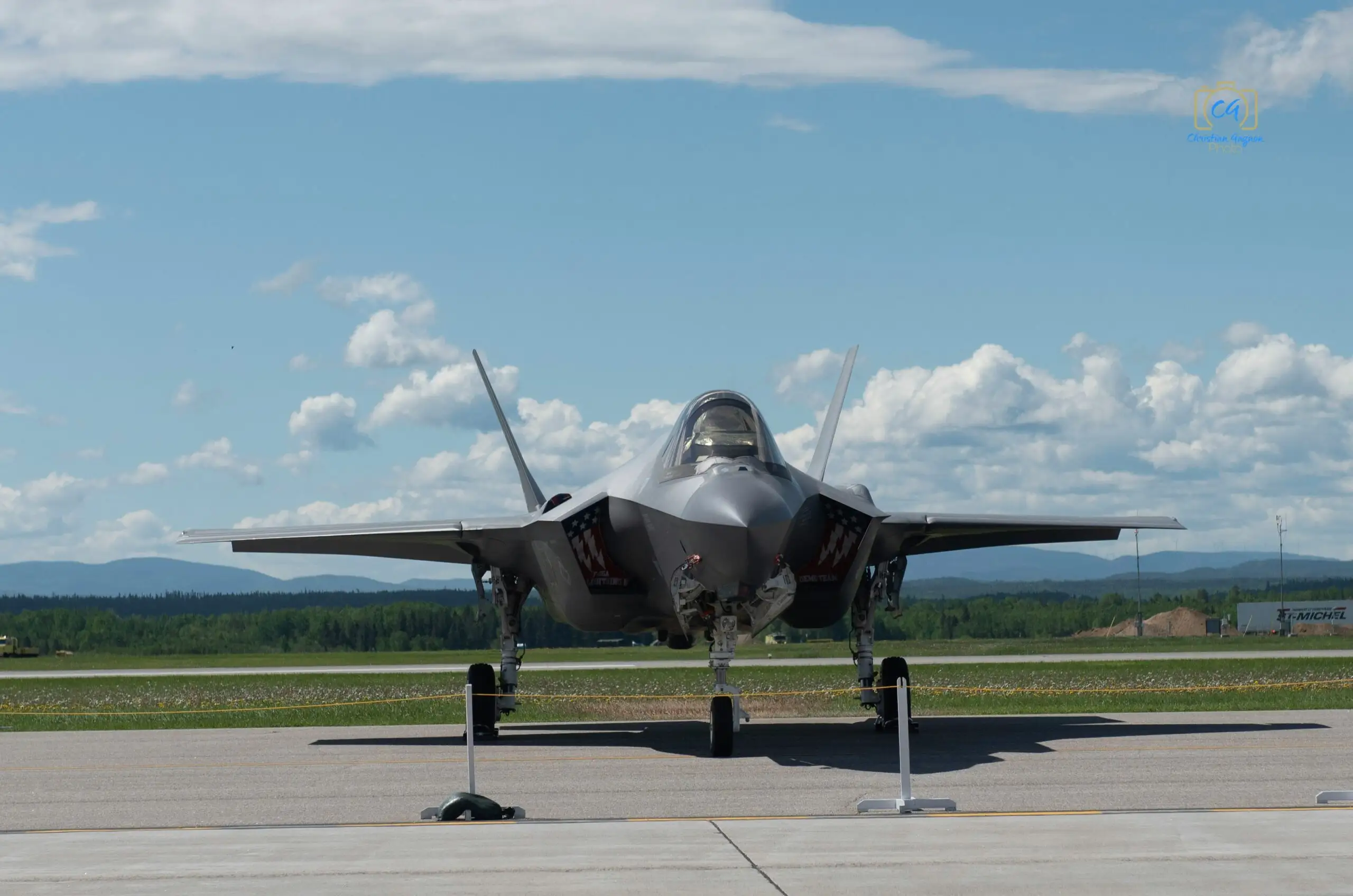 f35