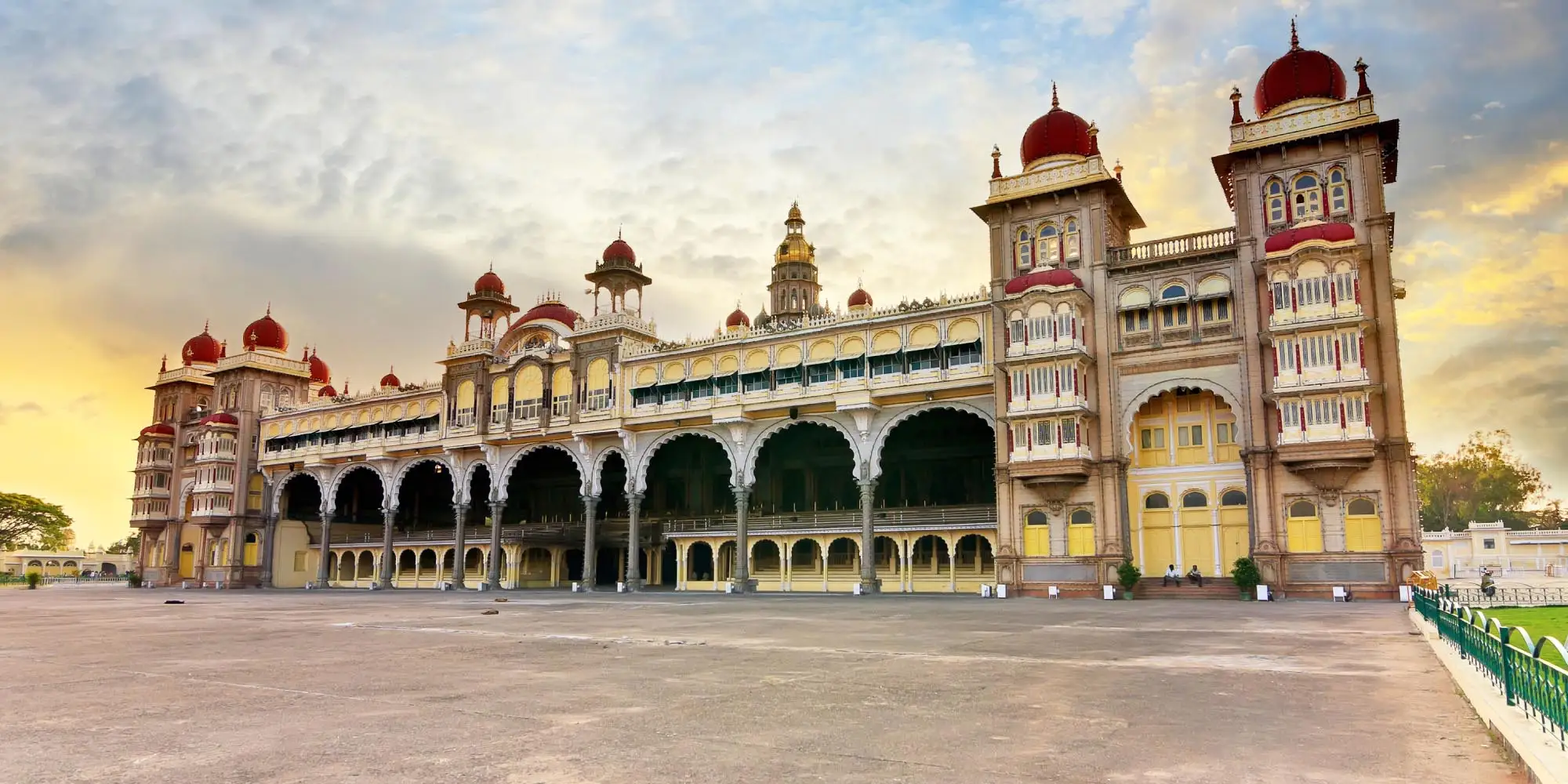 mysore palace image courtesy KITE website